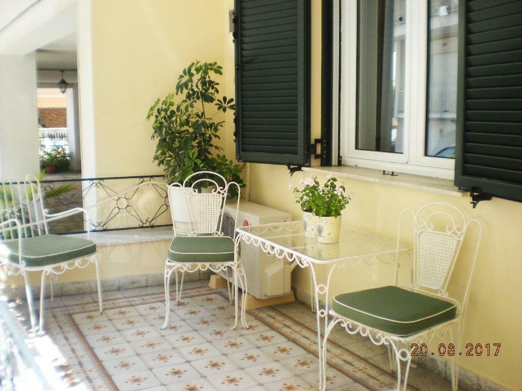 Aristi'S House Apartment Volos Bagian luar foto